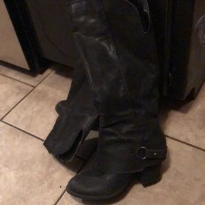 Black Fergalicious boots